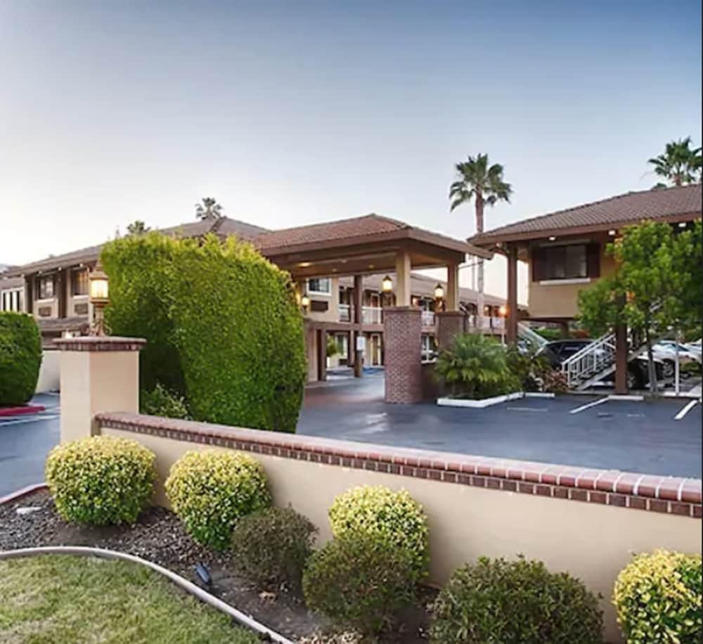 Surestay Plus Hotel By Best Western Mountain View Exterior foto